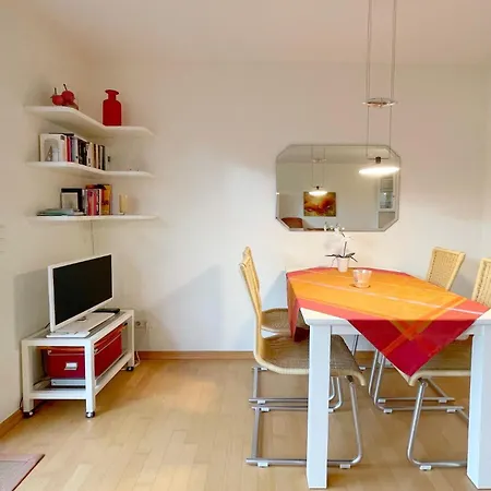 Dolly Deichschaf Apartment